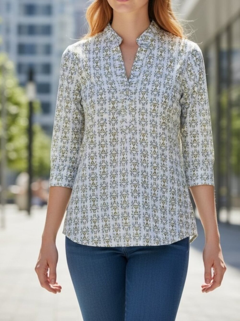 J. McLaughlin Catalina Cloth Print Split Neck Top Blue Green Size L Casual